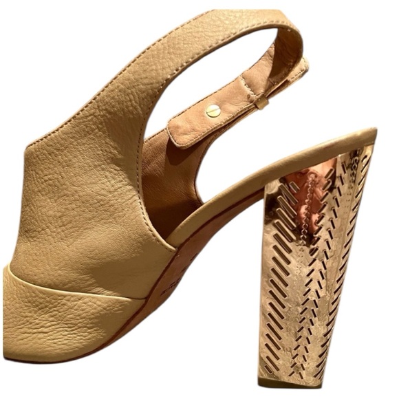 Coach Lillie Leather Slingback Peep Toe Bootie‎ Gold Metallic Block Heel Size 11 - Picture 7 of 12